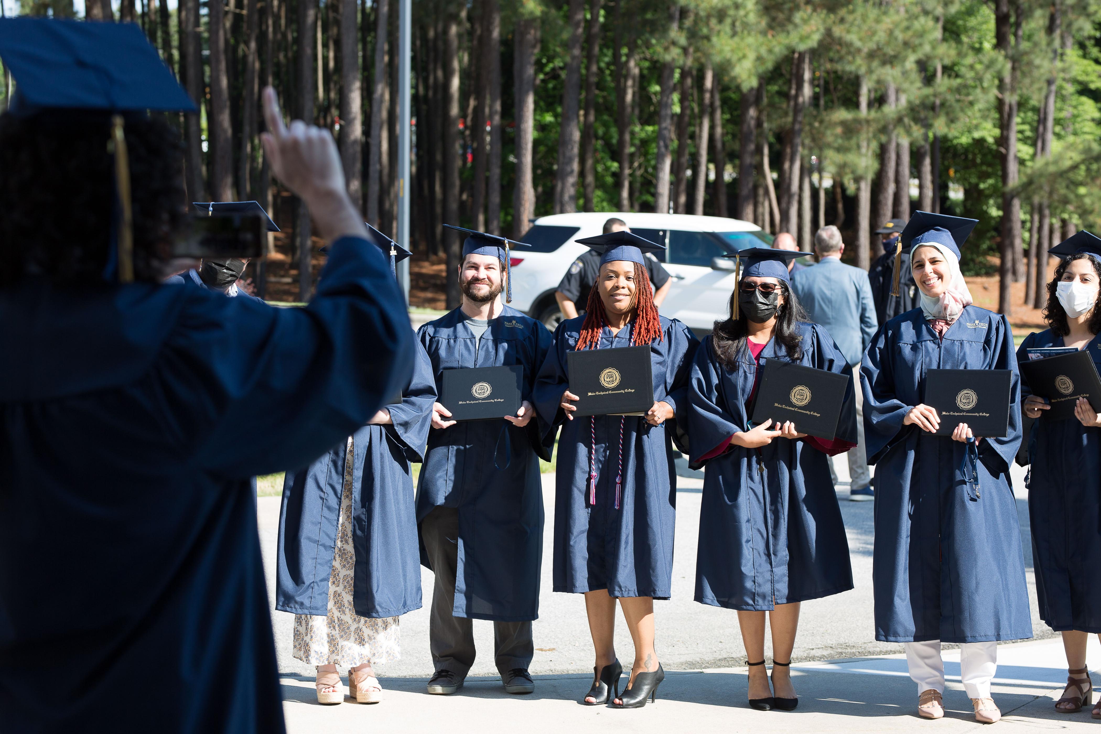 College Honors Spring Graduates with HybridStyle Commencement